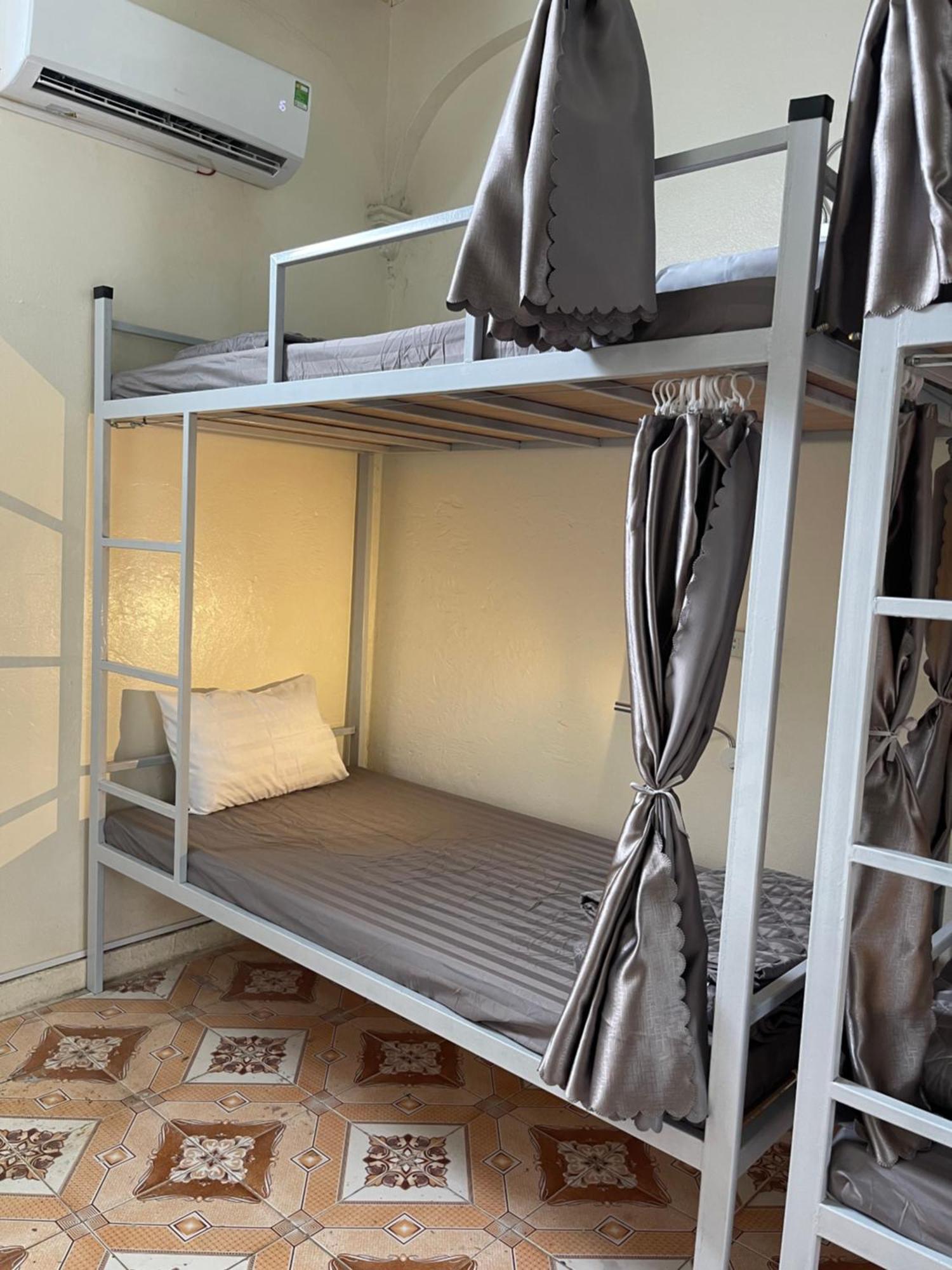 Downtown Backpacker Hostel Ниньбинь Экстерьер фото