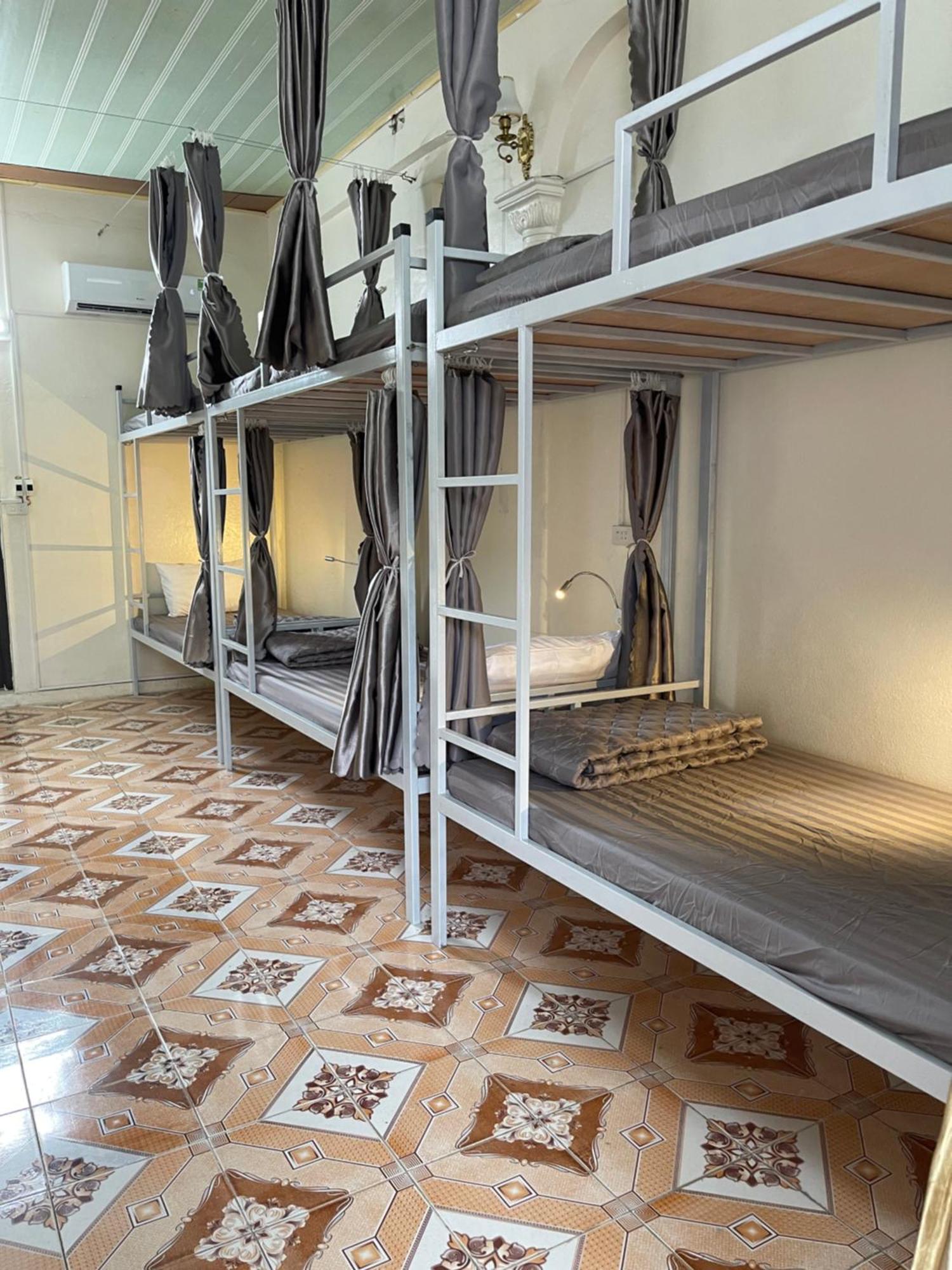Downtown Backpacker Hostel Ниньбинь Экстерьер фото